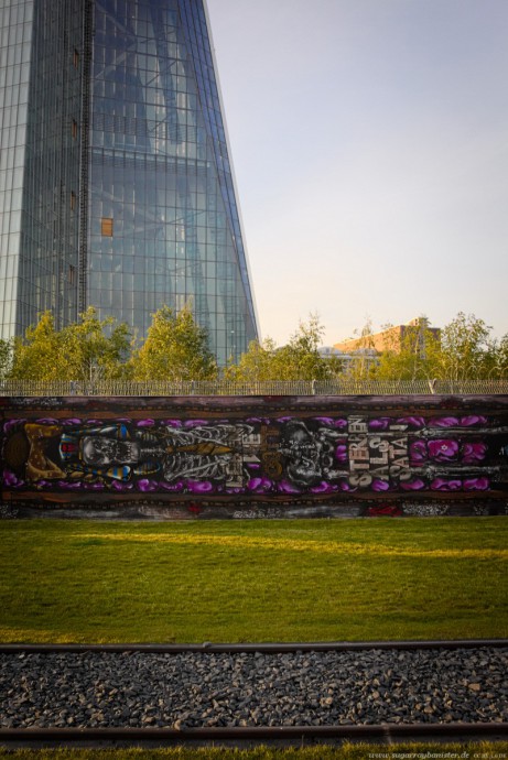 Graffiti am EZB-Neubau 7